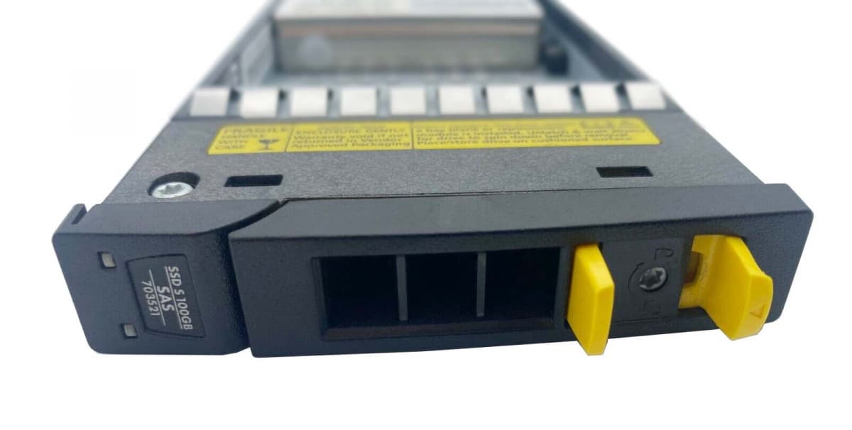 Жесткий диск HP 702506-001 100Gb  SAS 2,5" SSD