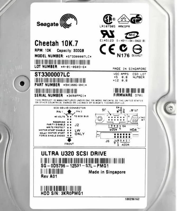 Жесткий диск Dell D5796 300Gb  U320SCSI 3.5" HDD