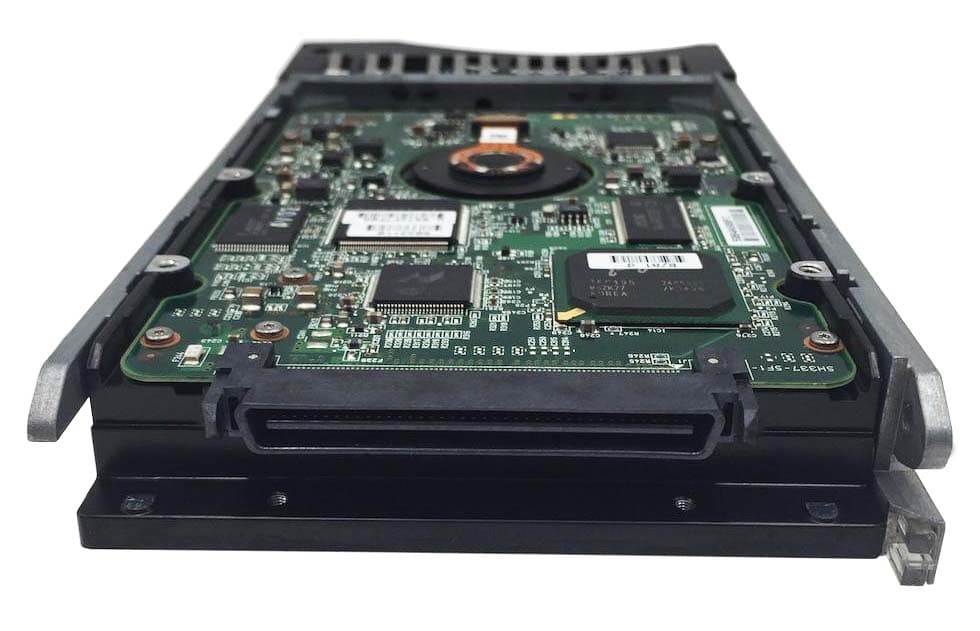 Жесткий диск IBM 32P0730 73.4Gb 10000 U320SCSI 3.5" HDD