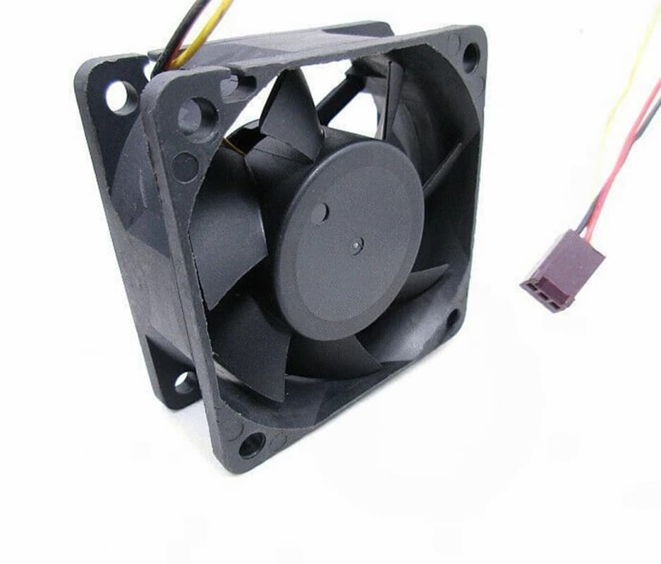 Вентилятор Foxconn F126025DH 12V