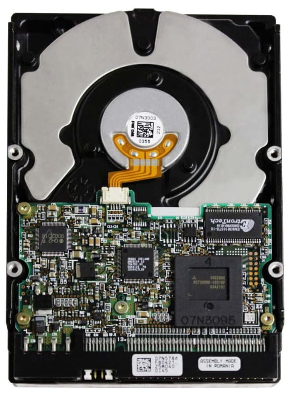 Жесткий диск IBM 07N3928 20,5Gb 7200 IDE 3.5" HDD