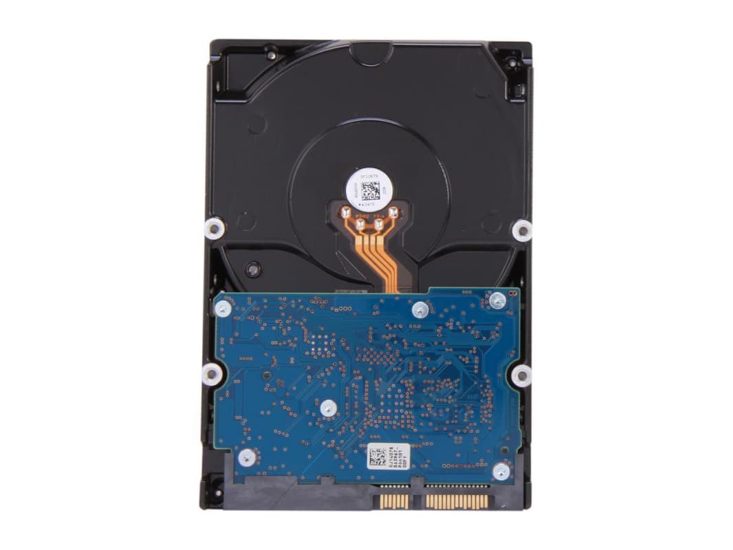 Жесткий диск Hitachi HUA723030ALA640 3Tb  SATAIII 3,5" HDD