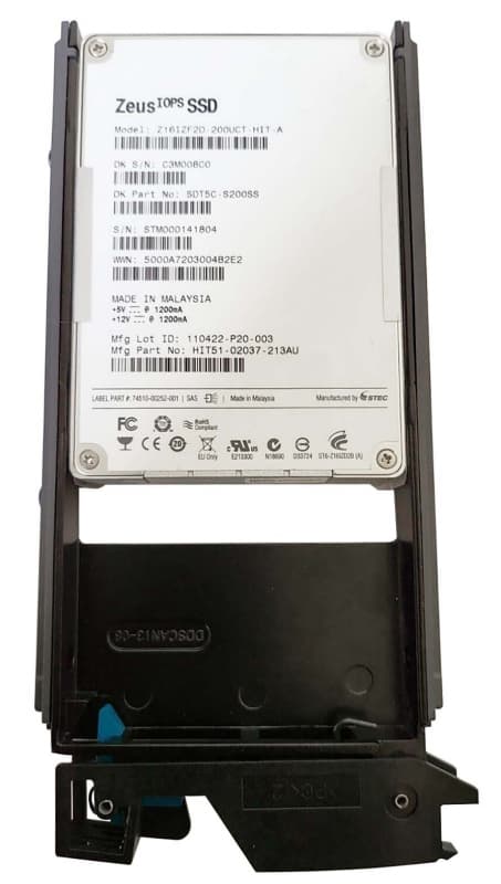 Жесткий диск Hitachi Z16IZF2D-200UCT-HIT-A 200Gb  SAS 2,5" SSD