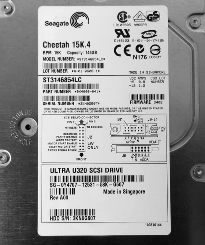 Жесткий диск Dell Y4707 146Gb  U320SCSI 3.5" HDD