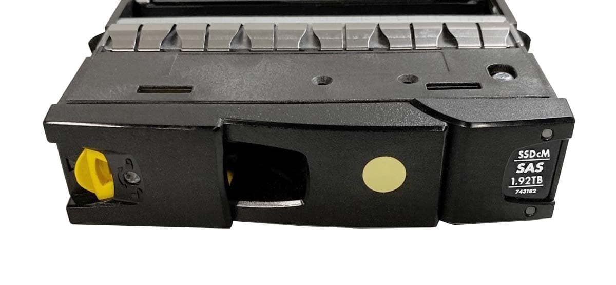 Жесткий диск HP 783270-001 1,92Tb  SAS 3,5" SSD
