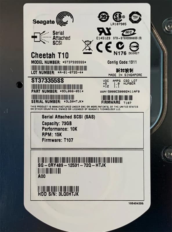 Жесткий диск Dell 0RY489 72Gb SAS 3,5" HDD