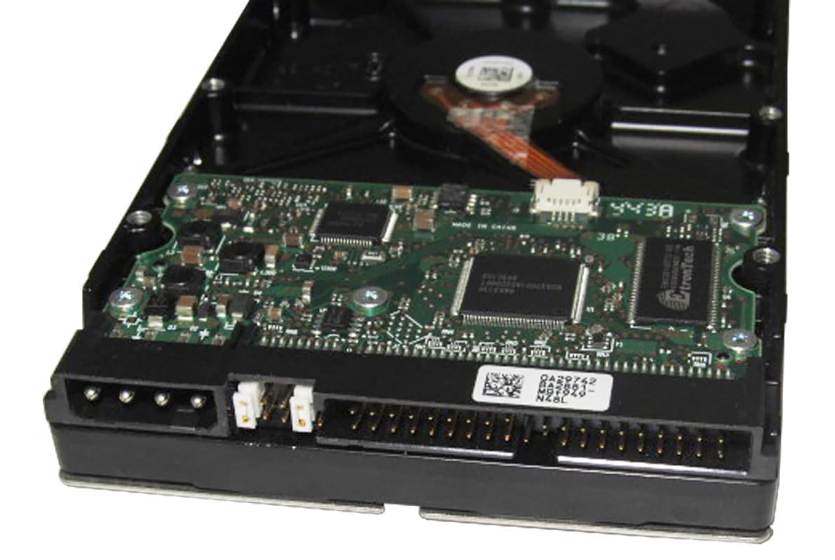 Жесткий диск Hitachi 0A35397 500Gb 7200 IDE 3.5" HDD