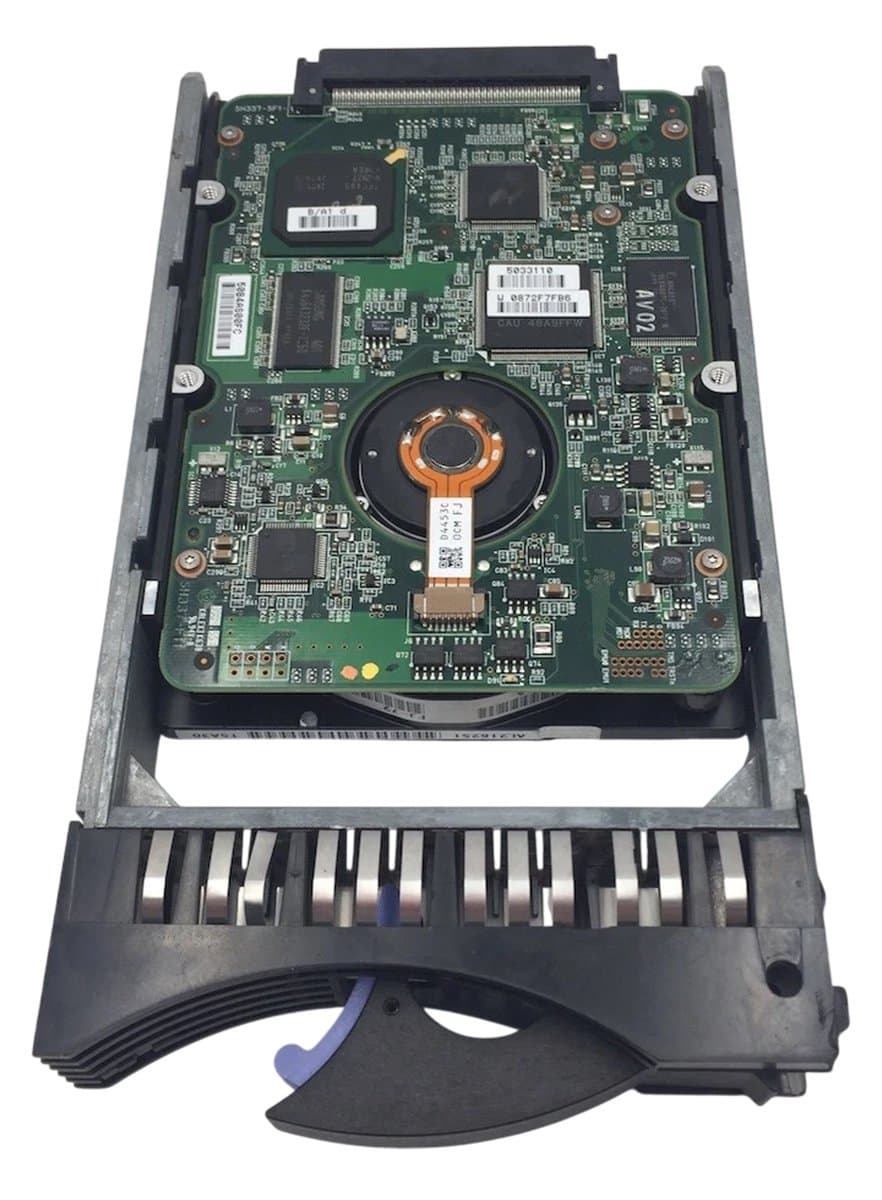 Жесткий диск  IBM 73,4Gb 10000 U320SCSI 3.5" HDD 9V3006-039