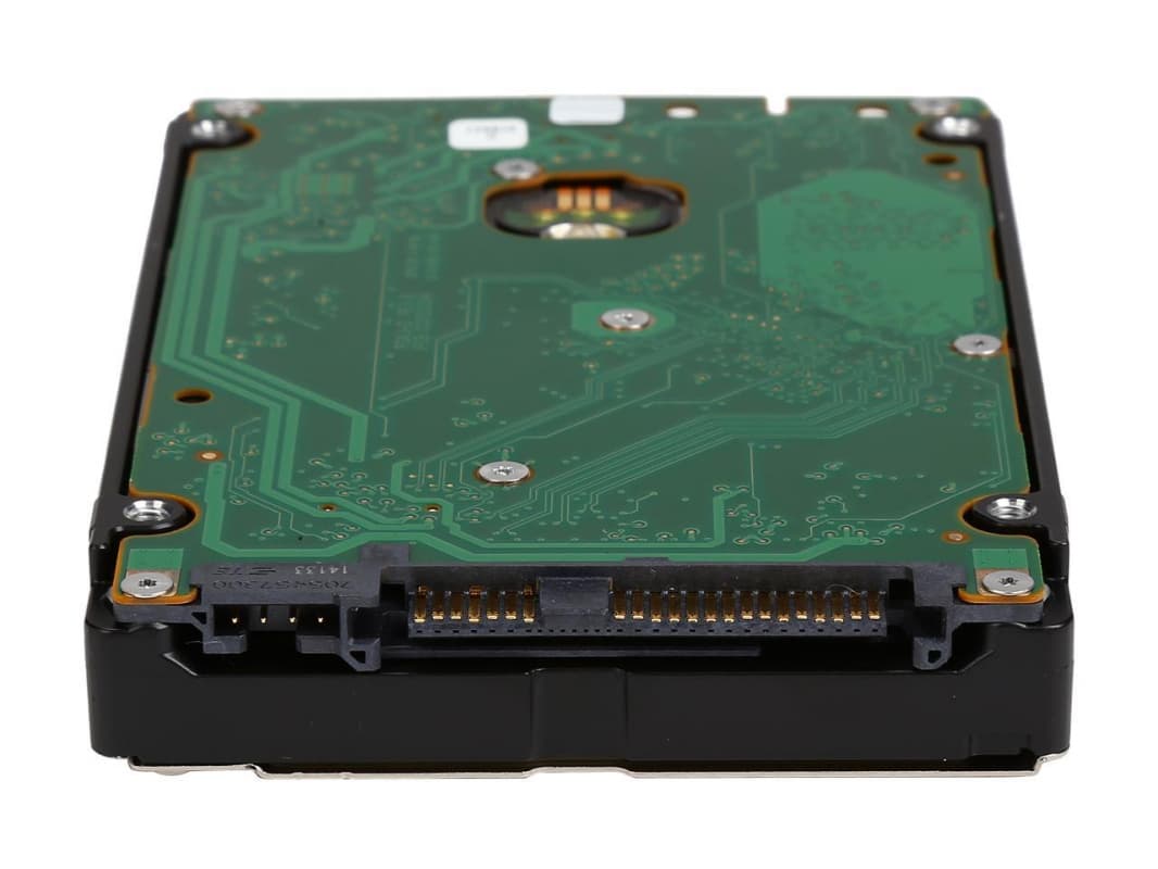 Жесткий диск Seagate 1FM201 2Tb  SAS 2,5" HDD