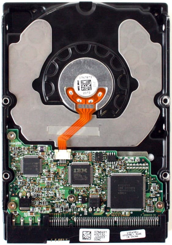 Жесткий диск IBM IC35L080AVVA07-0 82,3Gb 7200 IDE 3.5" HDD