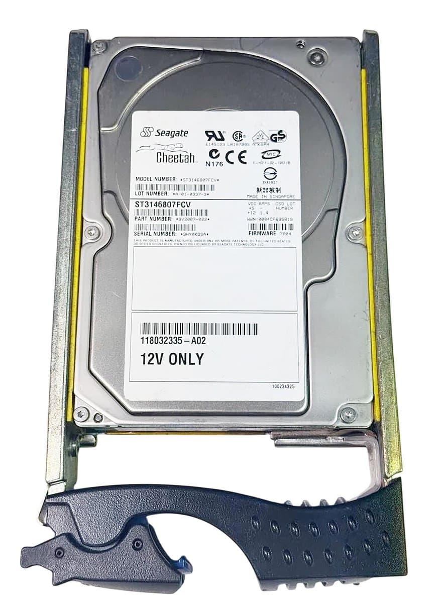 EMC EMC 146,8Gb 10000 Fibre Channel 3.5" HDD 118032335-A02