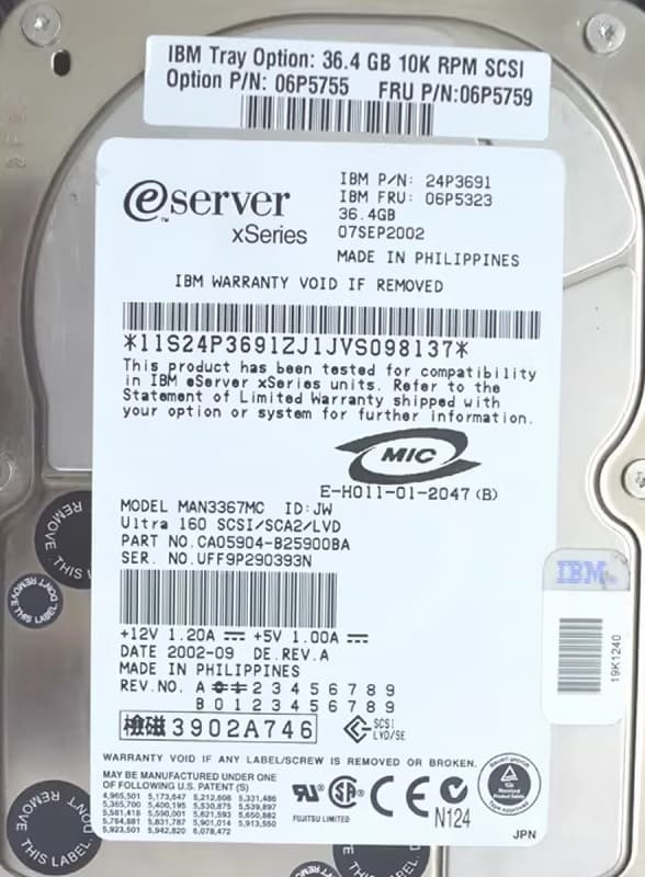 Жесткий диск IBM 19K1240 73,4Gb 10000 U320SCSI 3,5" HDD