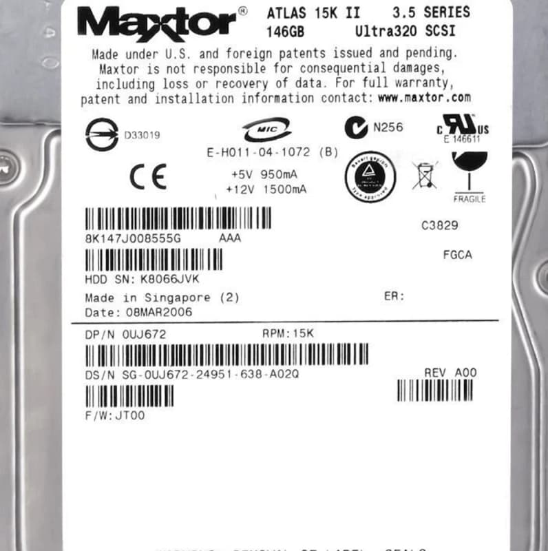 Жесткий диск Dell 0UJ673 300Gb  U320SCSI 3.5" HDD