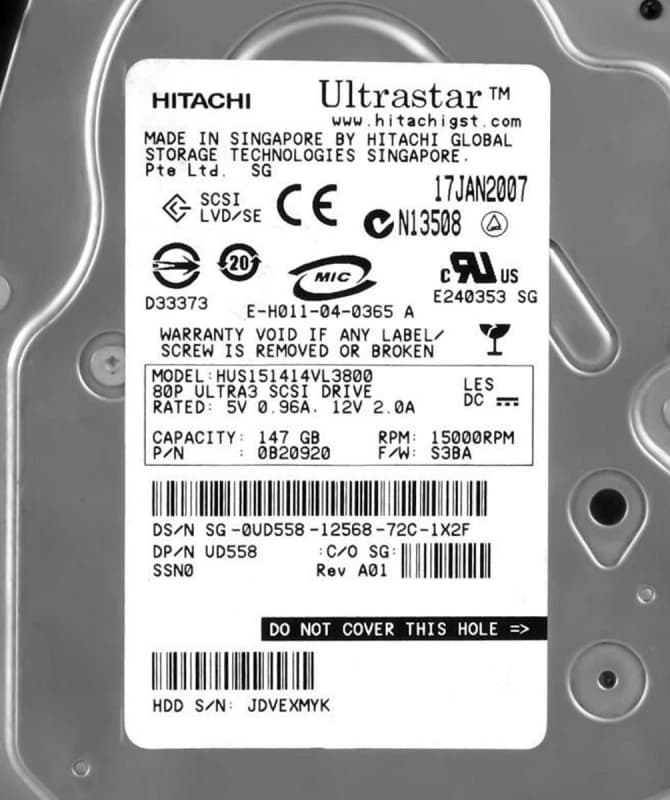 Жесткий диск Dell UD558 146Gb  U320SCSI 3.5" HDD