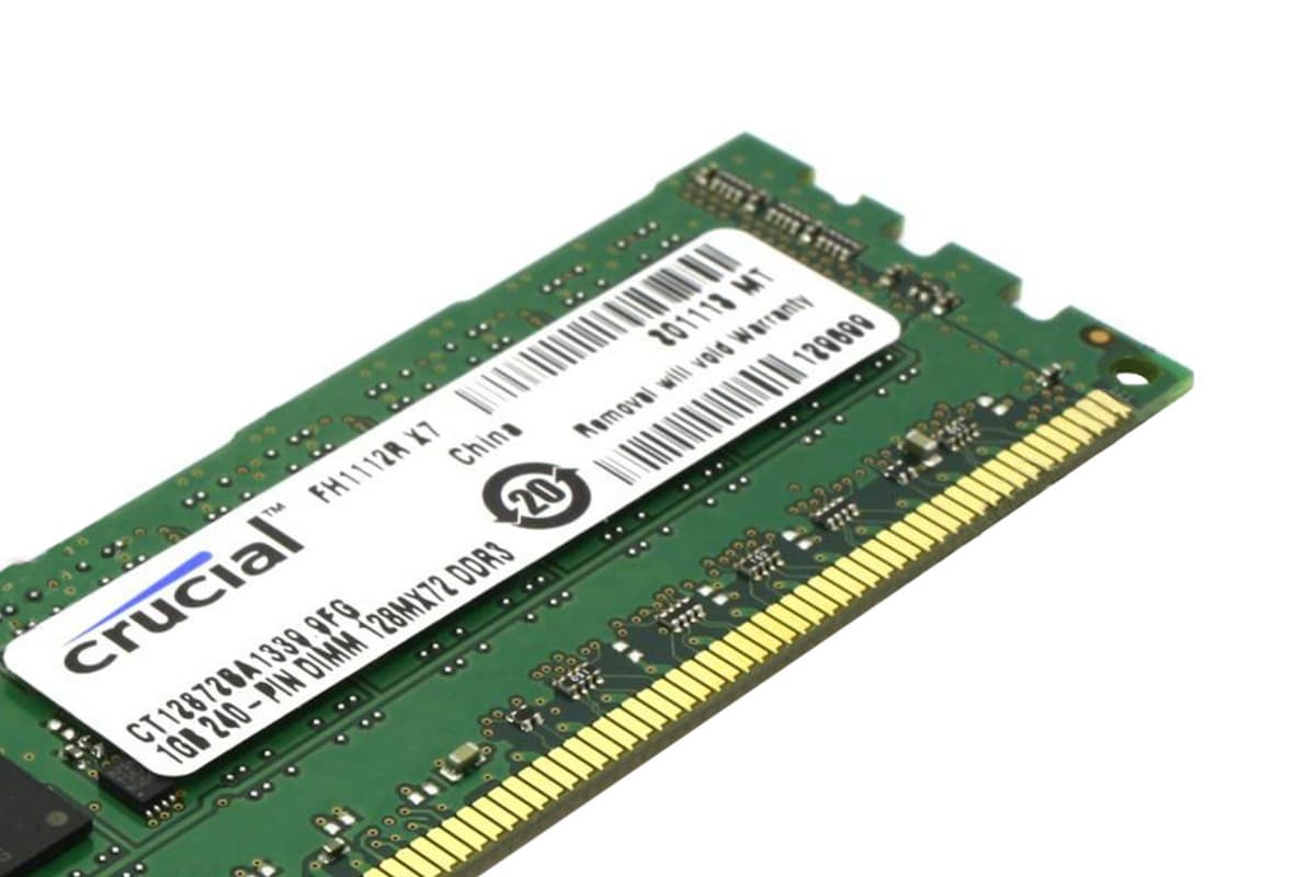 Оперативная память Crucial CT12872BA1339 DDRIII 1Gb