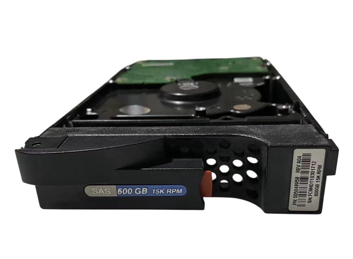 Жесткий диск EMC AX-SS15-600 600Gb 15000 SAS 3,5" HDD