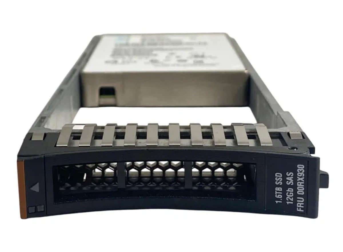 Жесткий диск IBM 1,6Tb  SAS 2.5" SSD 00RX930