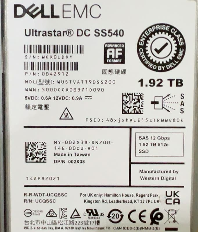 Жесткий диск Dell 02X38 1.92TB SAS 2,5" SSD