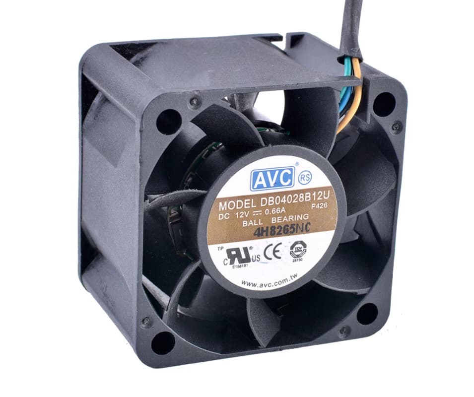 Вентилятор AVC DB04028B12U-P426 12v