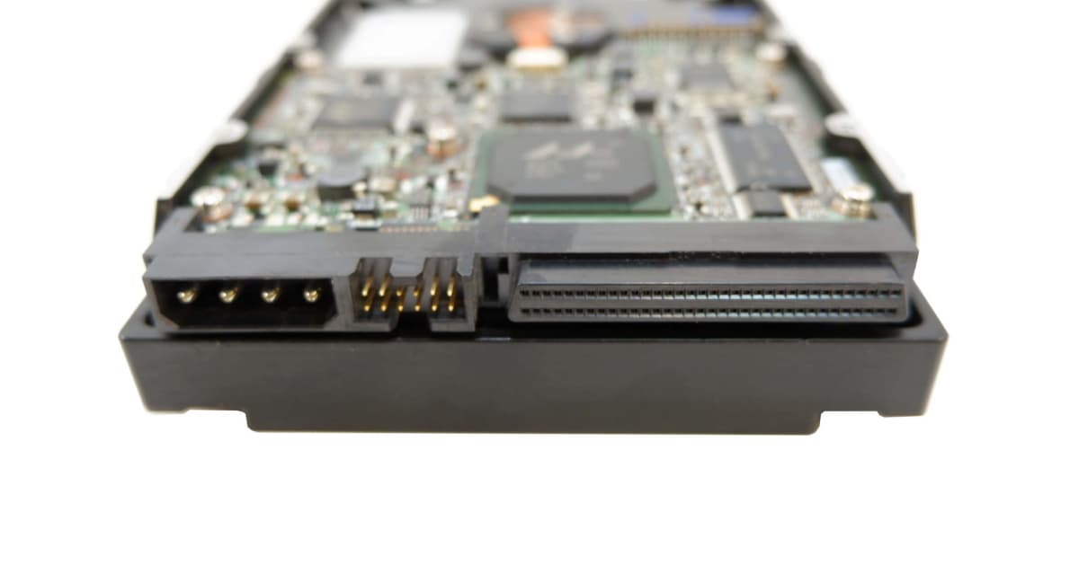 Жесткий диск Fujitsu MAW3147NP 147Gb  U320SCSI 3.5" HDD