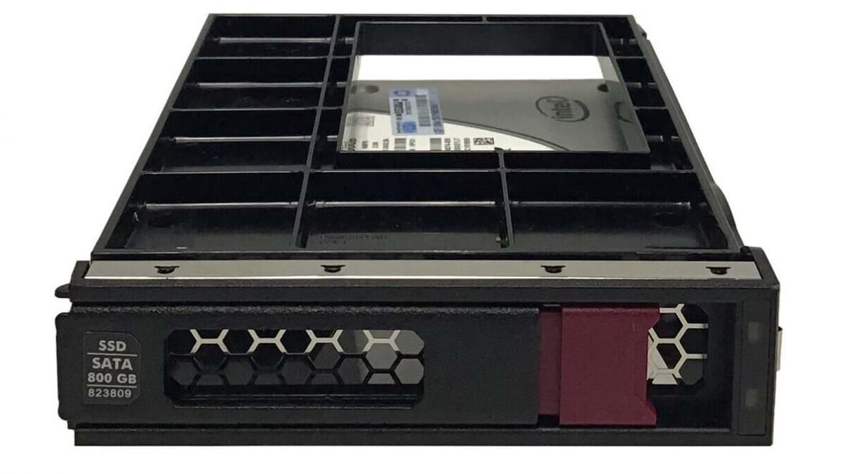 Жесткий диск HP 823809-001 800Gb SATAIII 3,5" SSD