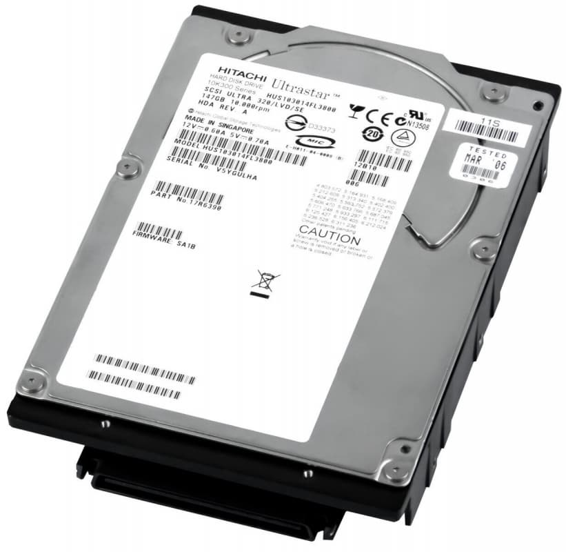 Жесткий диск Hitachi 17R6390 147Gb  U320SCSI 3.5" HDD