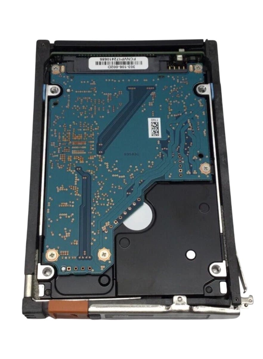 Жесткий диск  EMC 600Gb 10000 SAS 2.5" HDD 005050700
