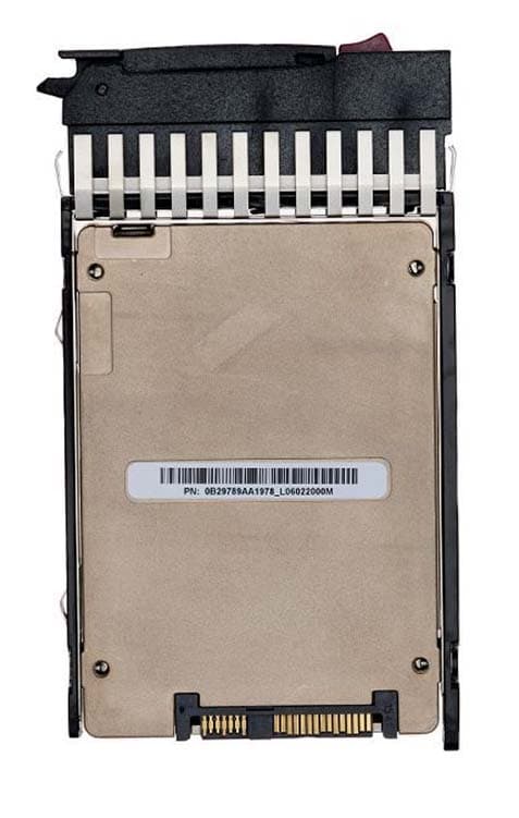 Жесткий диск HP EO0800JEFPF 800Gb  SAS 2,5" SSD