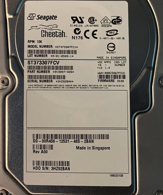 Жесткий диск Dell 9V3007-026 73,3Gb Fibre Channel  3,5" HDD