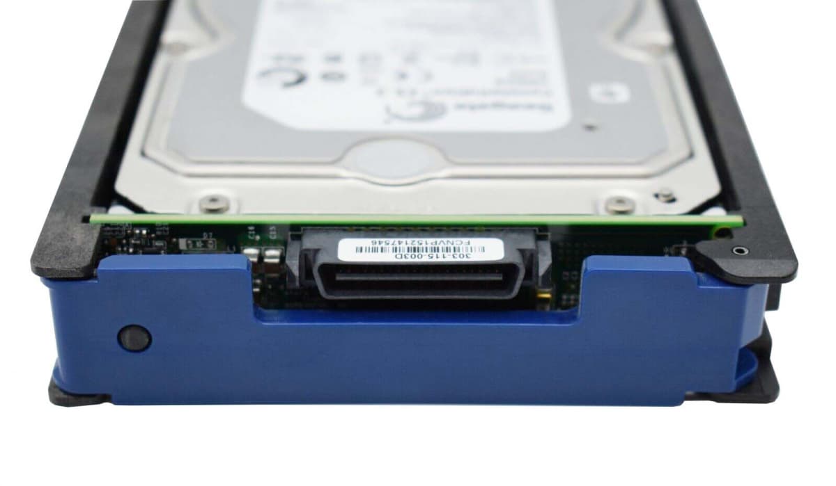 Жесткий диск EMC 005049572 2Tb 7200 SAS 3,5" HDD