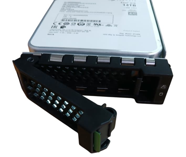 Жесткий диск Fujitsu S26361-F3904-L140 14Tb SATAIII 3,5" HDD