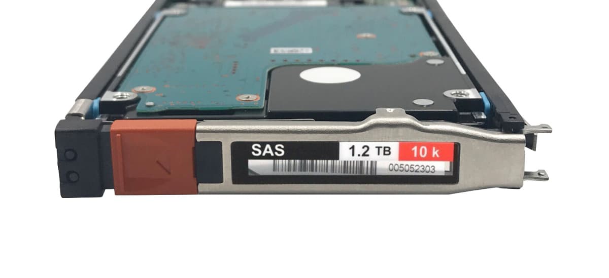Жесткий диск EMC 118000212-02 1,2Tb 10000 SAS 2,5" HDD