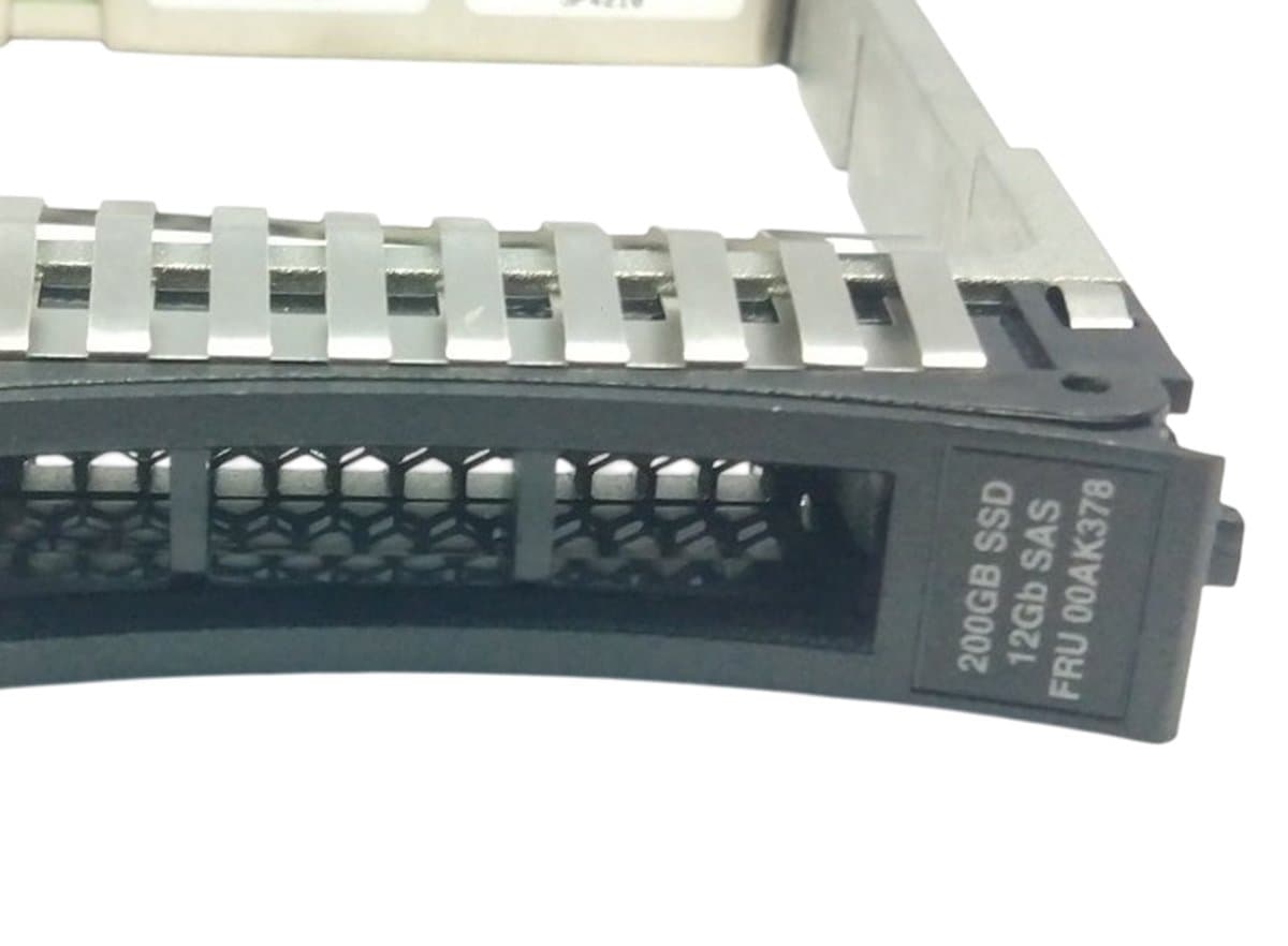 Жесткий диск IBM 200Gb  SAS 2.5" SSD 00AK378