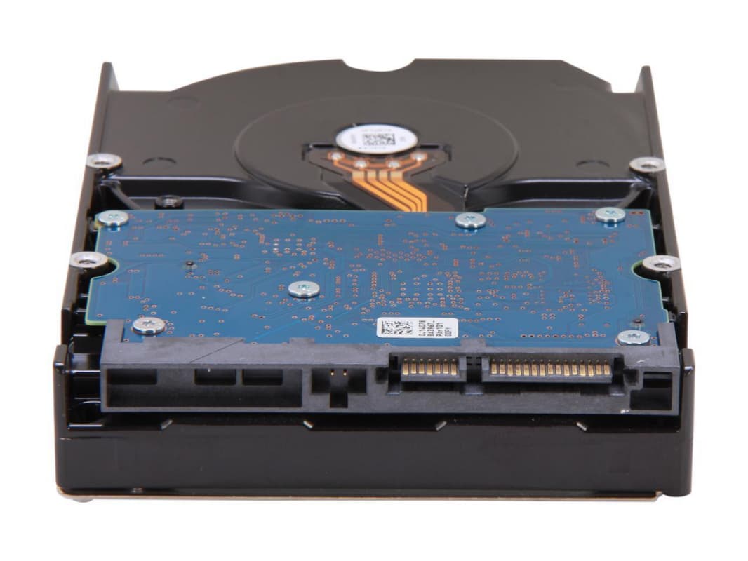 Жесткий диск Hitachi HUA723030ALA640 3Tb  SATAIII 3,5" HDD