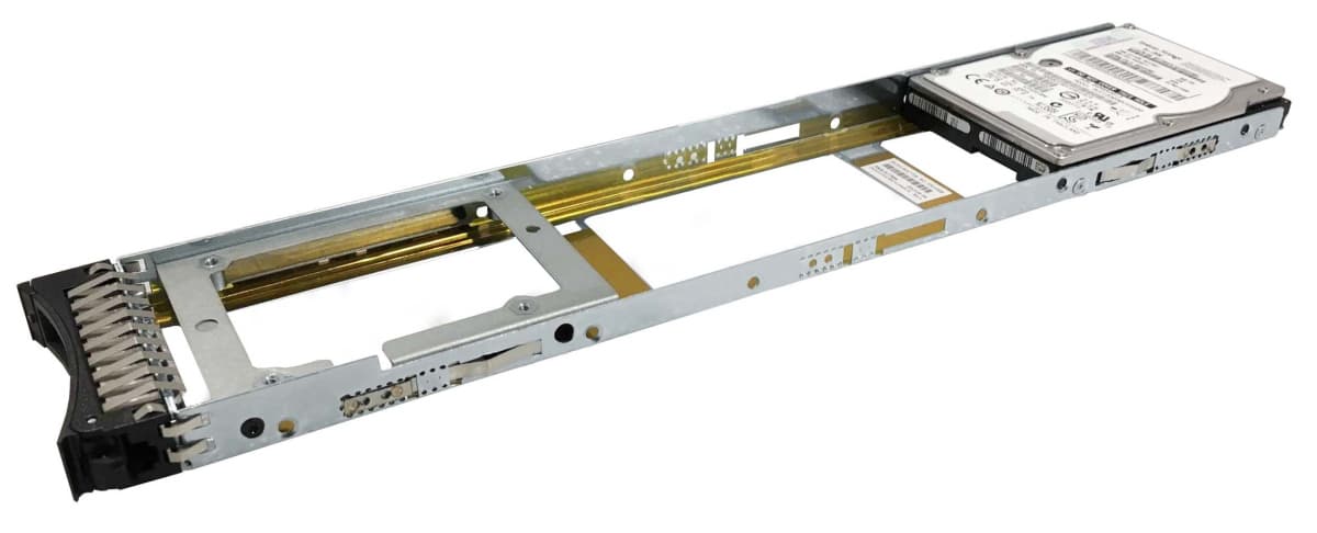 Жесткий диск IBM 44X3217 900Gb 10000 SAS 2,5" HDD