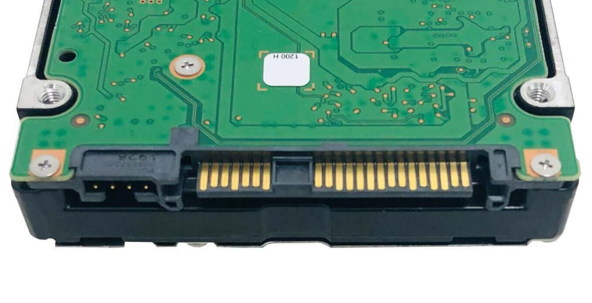 Жесткий диск Seagate 1XH200 1,2Tb 10000 SAS 2,5" HDD