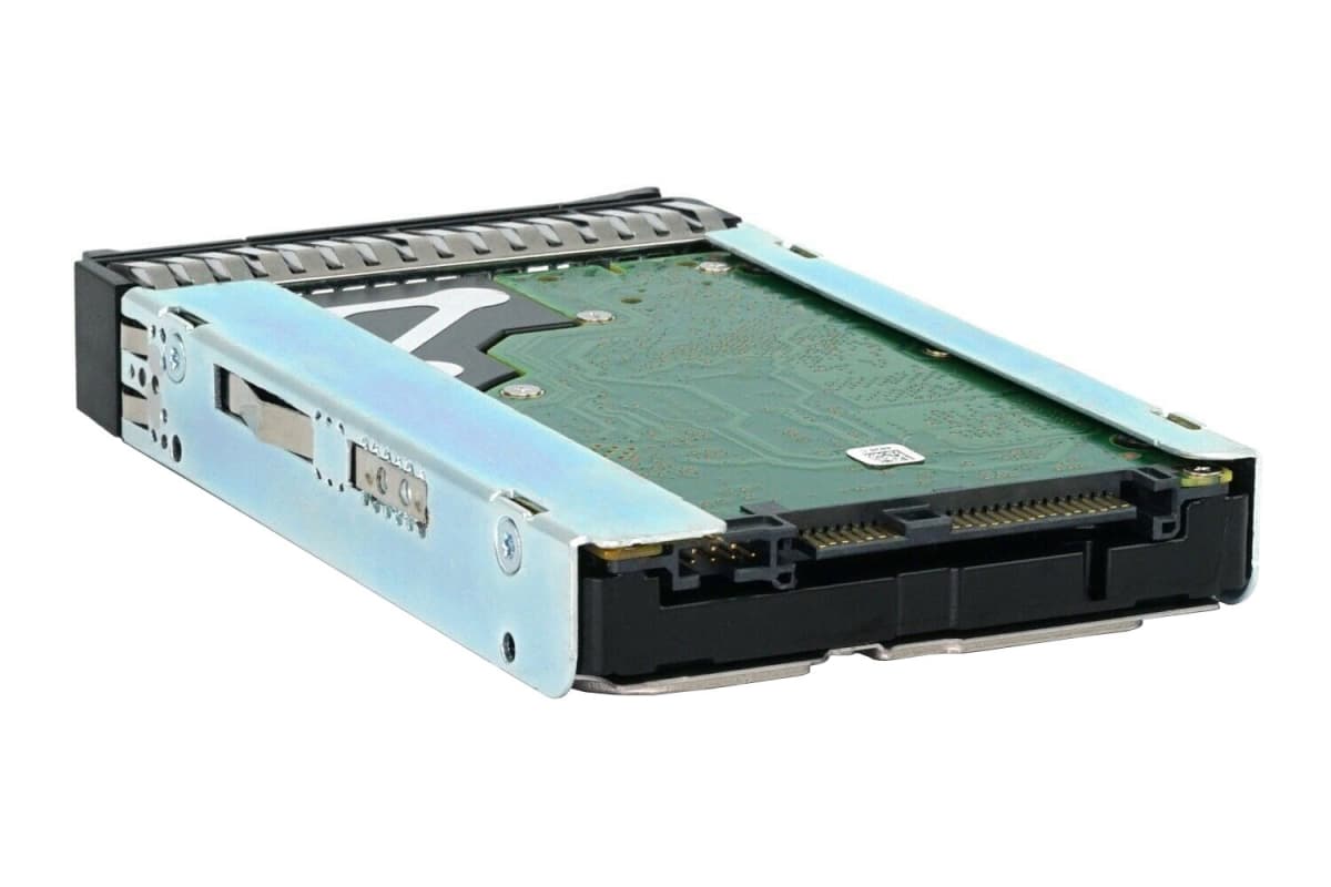 Жесткий диск Lenovo 00WG666 600Gb 15000 SAS 2,5" HDD