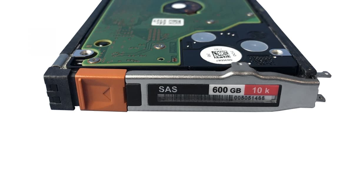 Жесткий диск EMC V6-2S10-600 600Gb  SAS 2,5" HDD