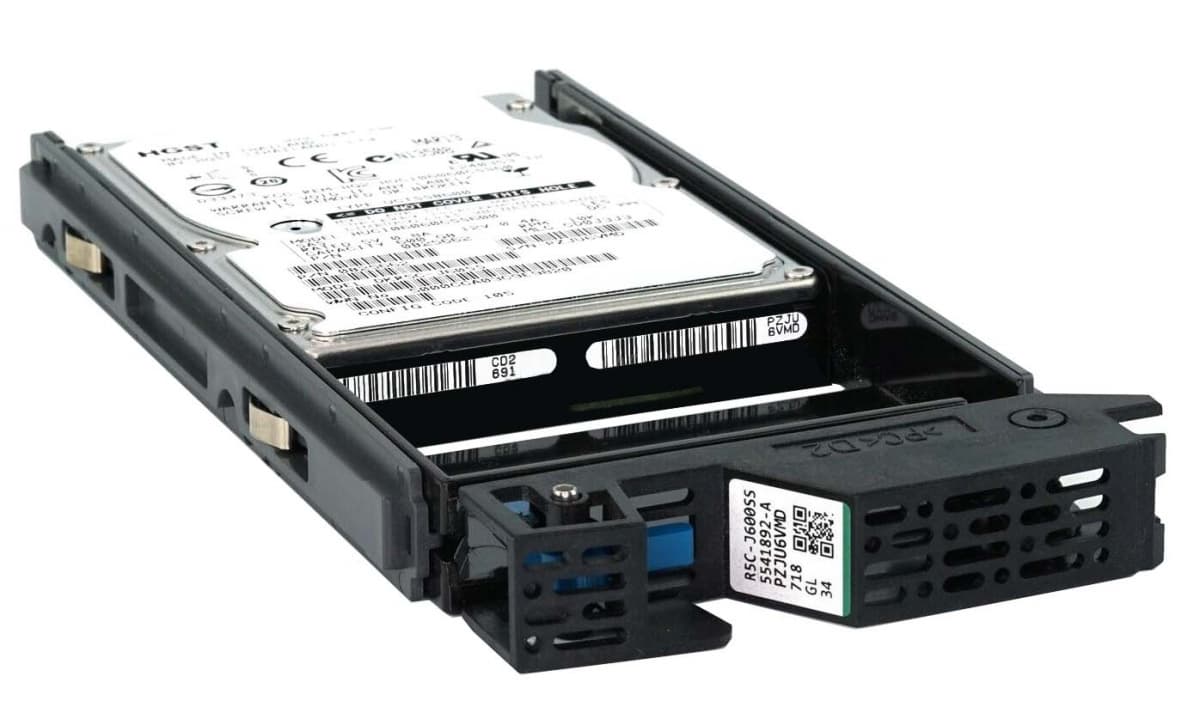 Жесткий диск Hitachi 0B25662 600Gb  SAS 2,5" HDD
