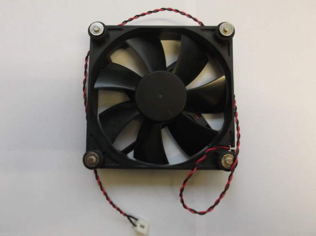 Вентилятор Fujitsu-Siemens V26815-B116-V65  120x120x25mm