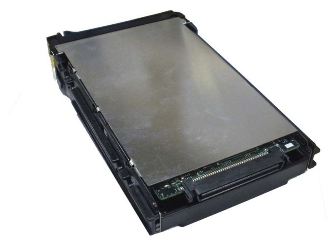 Жесткий диск Dell Y4721 146,8Gb  U320SCSI 3.5" HDD