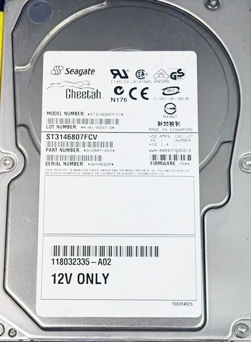 EMC EMC 146,8Gb 10000 Fibre Channel 3.5" HDD 118032335-A02