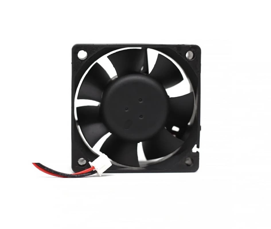 Вентилятор Delta DZ06038B12UG 12v