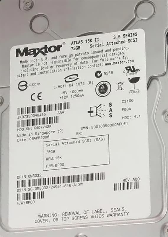 Жесткий диск Dell 0M8032 73Gb SAS 3,5" HDD