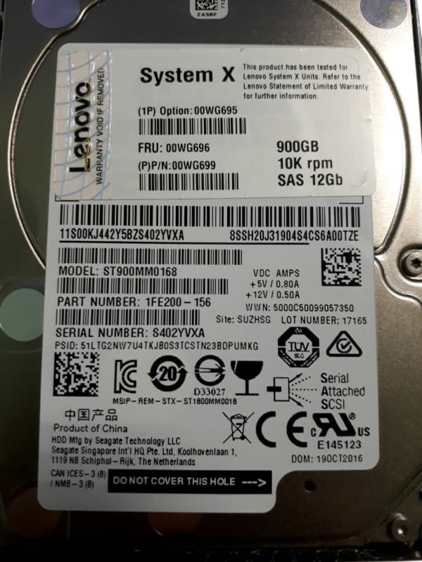 Жесткий диск Lenovo 00WG695 900Gb 10500 SAS 2,5" HDD