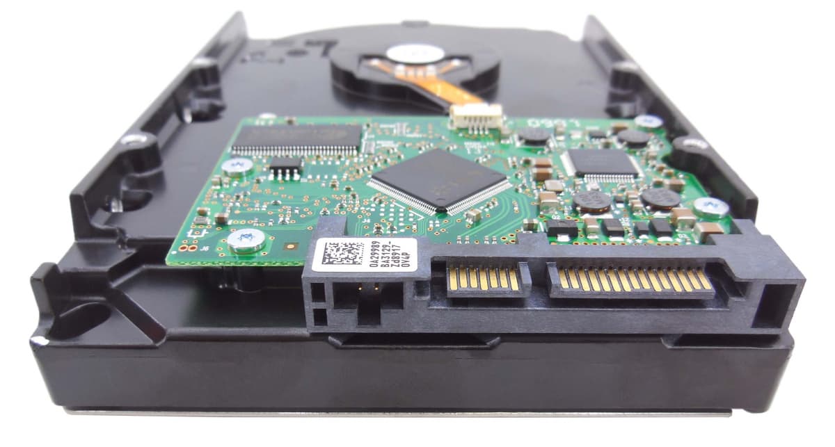 Жесткий диск Hitachi HDT721010SLA360 1Tb  SATAII 3,5" HDD