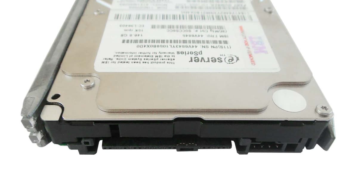 Жесткий диск IBM 49Y7432 146Gb 15000 SAS 2,5" HDD