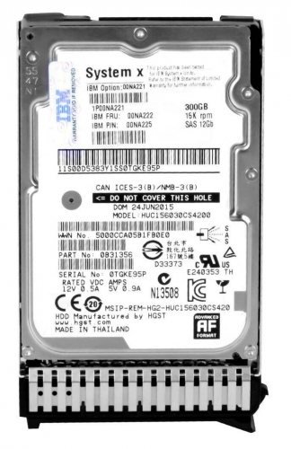Жесткий диск Lenovo 00NA221 300Gb 15000 SAS 2,5" HDD