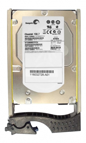 Жесткий диск EMC 005049119 300Gb  Fibre Channel  3,5" HDD